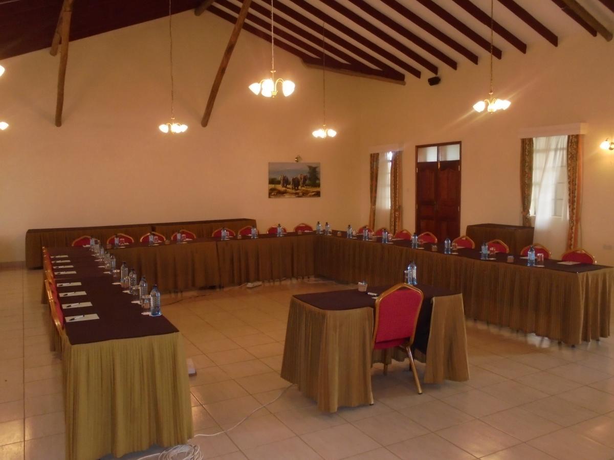 Maanzoni Lodge Limited Athi River Extérieur photo